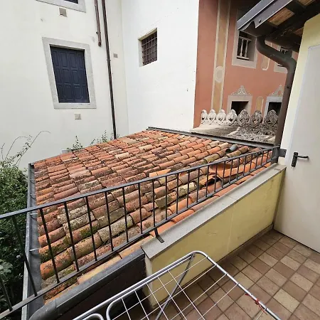 Apartament Elegant House In The Heart Of Udine