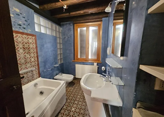 Elegant House In The Heart Of * ウーディネ